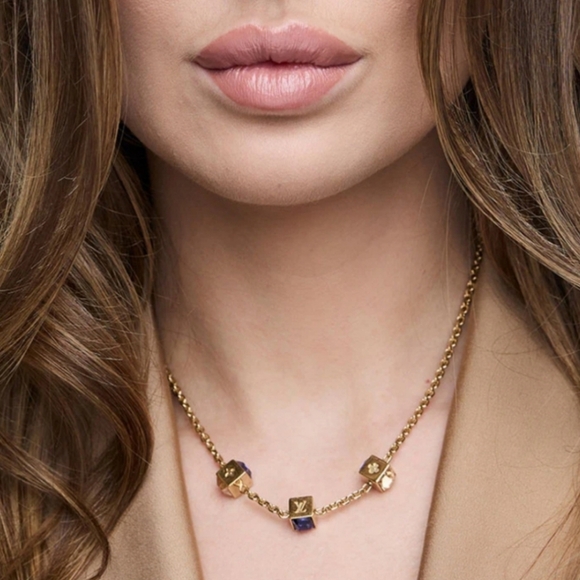 Louis Vuitton✨️ Gold Gamble Necklace Golden Rhinestones/Logo Cubes - Picture 14 of 14